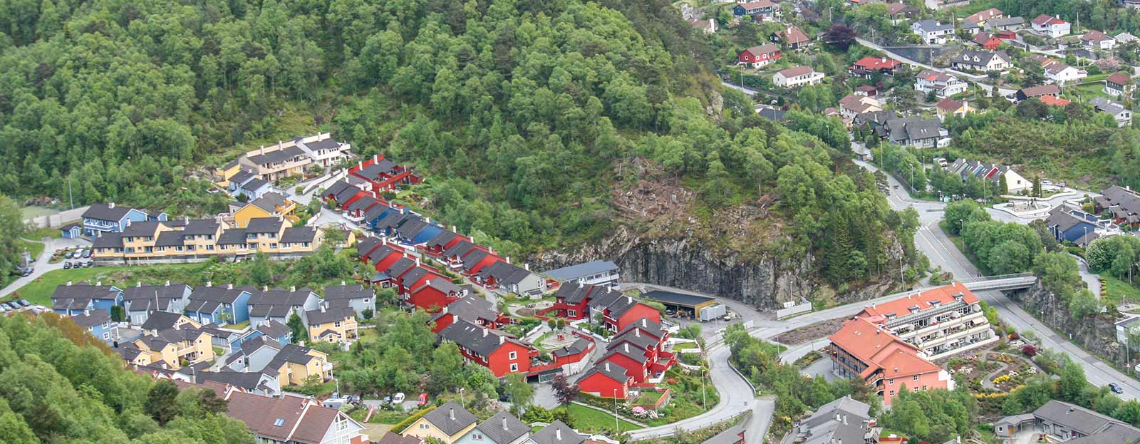 
              Morvikgrenda Huseierlag            